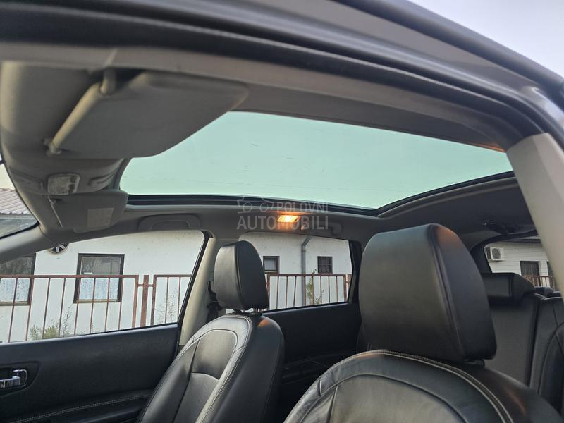 Nissan Qashqai + 2 2.0DCI 4X4 TEKNA