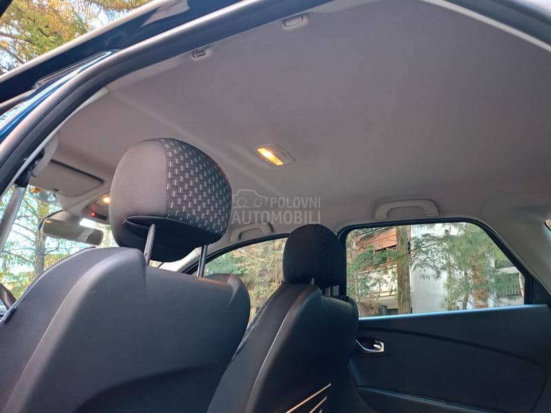 Renault Captur FABRIKA