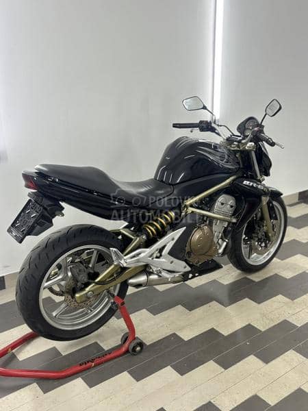 Kawasaki ER6n