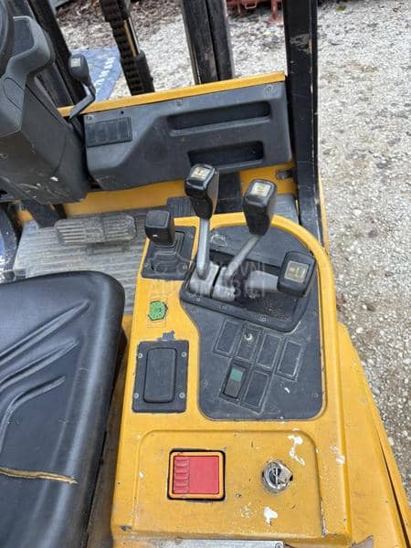 Jungheinrich 1.6 tona