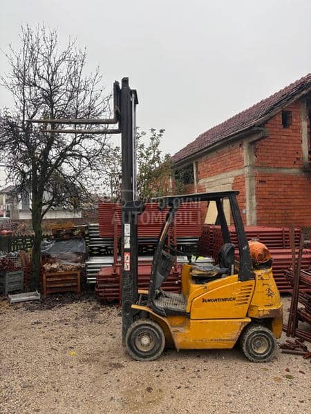 Jungheinrich 1.6 tona