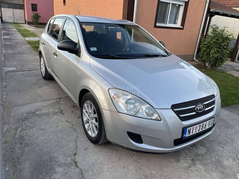 Kia cee`d 16 crdi