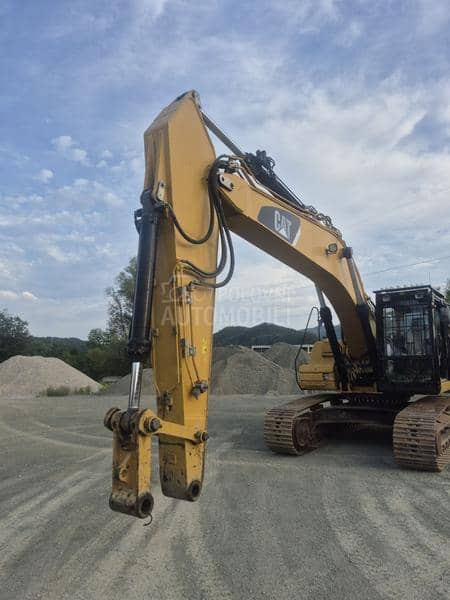 CAT 329D