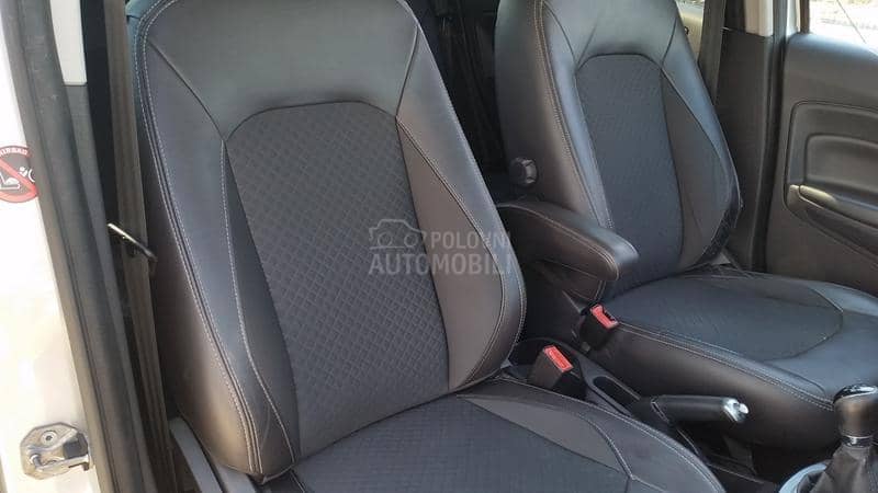 Ford EcoSport 1.5TDCI TITANIUM/NAV