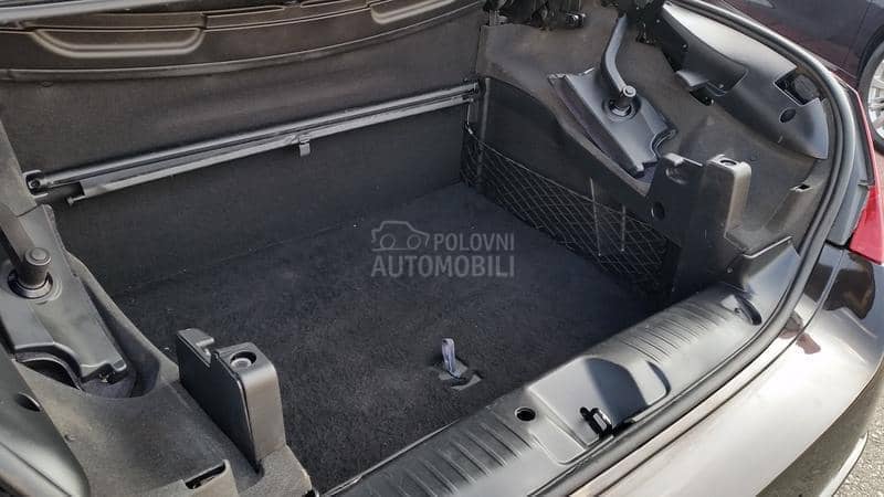 Peugeot 308 CC 2.0HDI T0P STANJE