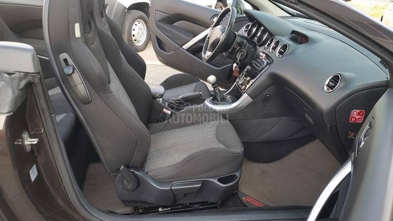 Peugeot 308 CC 2.0HDI T0P STANJE