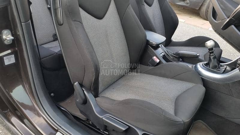 Peugeot 308 CC 2.0HDI T0P STANJE