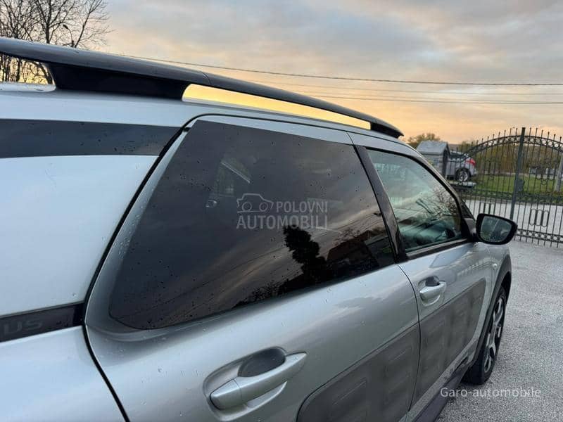 Citroen C4 Cactus 1.2 SVAJCARSKA NOV