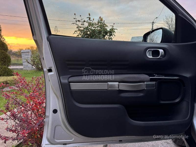 Citroen C4 Cactus 1.2 SVAJCARSKA NOV