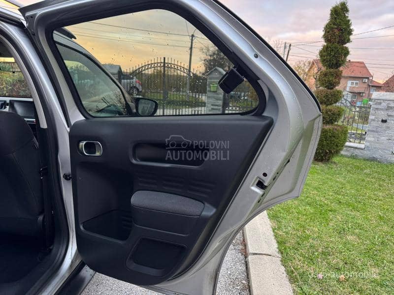 Citroen C4 Cactus 1.2 SVAJCARSKA NOV