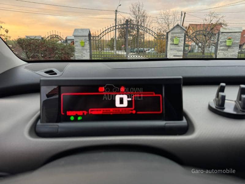 Citroen C4 Cactus 1.2 SVAJCARSKA NOV