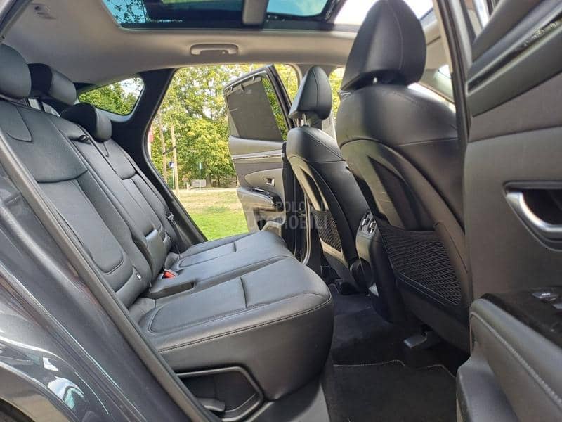 Hyundai Tucson 1.6 ULTIMATE SUN 4WD