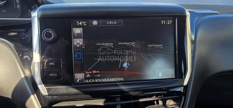 Peugeot 208 1.2b 96 000 k m