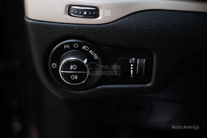 Jeep Cherokee 2.0MJET 63000 4x4CH