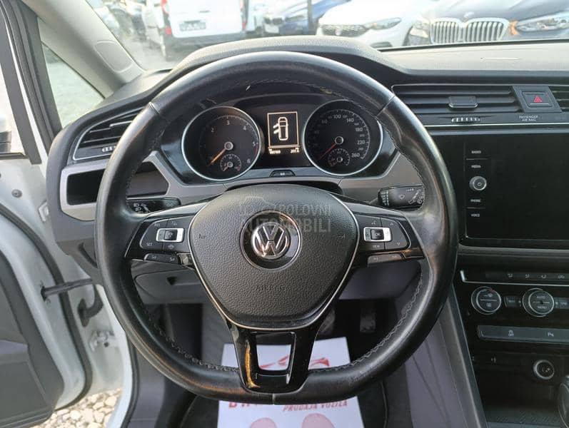 Volkswagen Touran 1.6tdi DSG