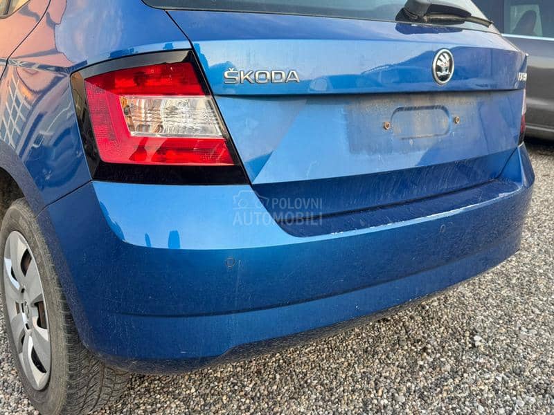 Škoda Fabia 2014. god. -  kompletan auto u delovima