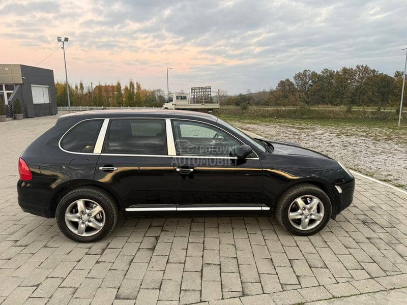 Porsche Cayenne 3.2 MANUEL