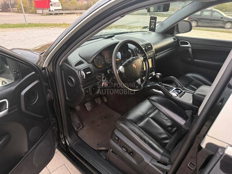Porsche Cayenne 3.2 MANUEL