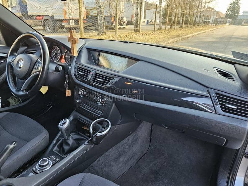 BMW X1 2.0D XDRIVE  N AVI