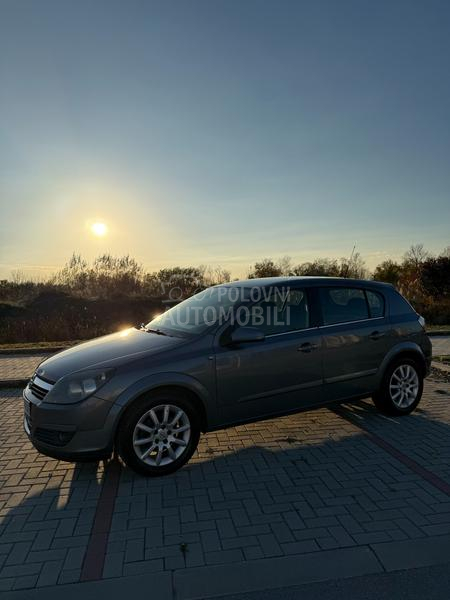 Opel Astra H 1.7 cdti