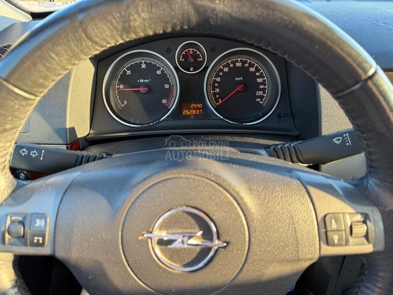 Opel Astra H 1.7 cdti
