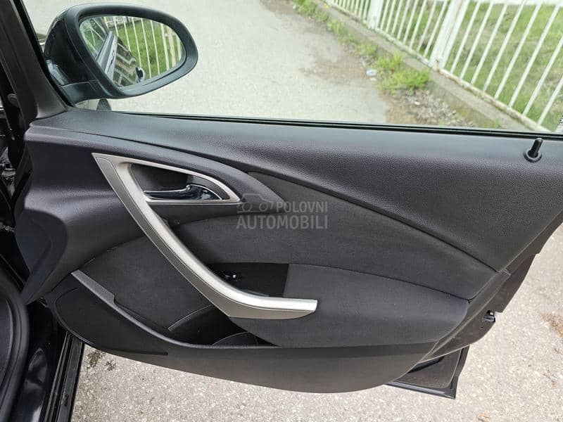 Opel Astra J 1.7CDTI