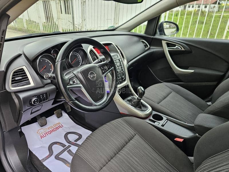 Opel Astra J 1.7CDTI