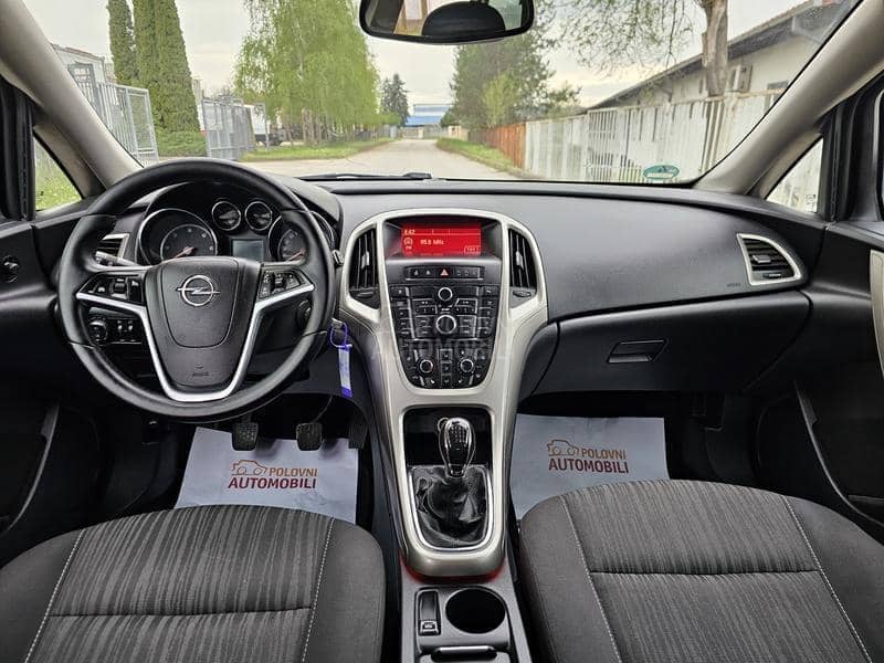 Opel Astra J 1.7CDTI