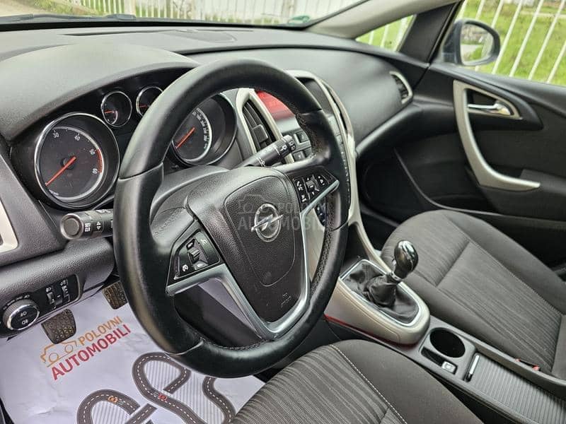 Opel Astra J 1.7CDTI