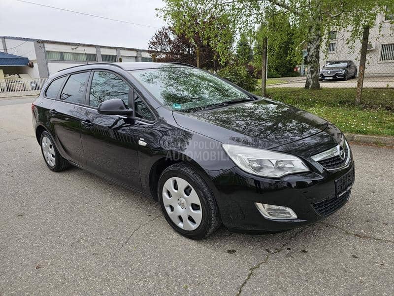 Opel Astra J 1.7CDTI