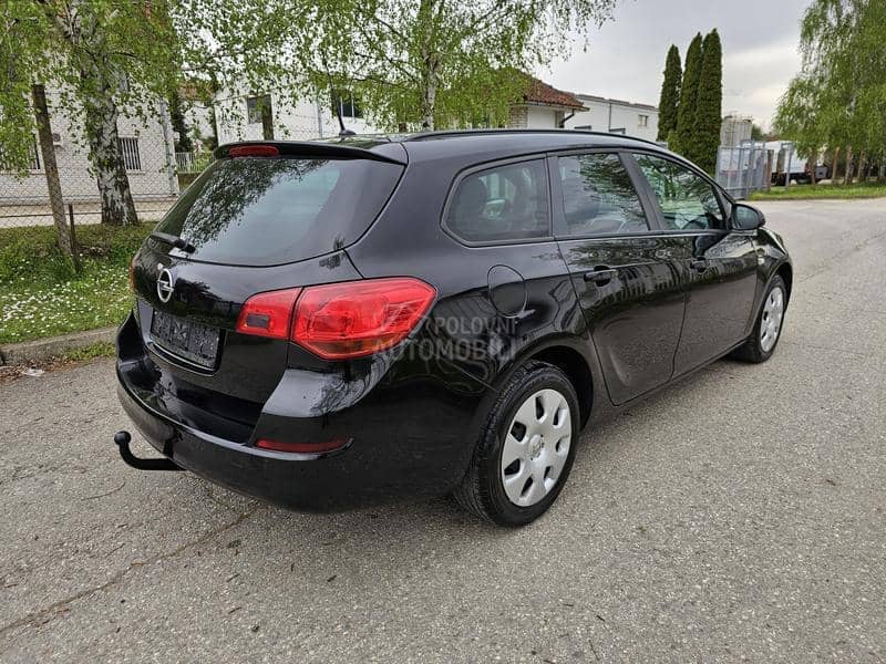 Opel Astra J 1.7CDTI