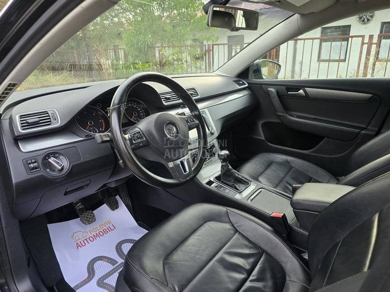 Volkswagen Passat B7 2.0Tdi. HIGHLINE