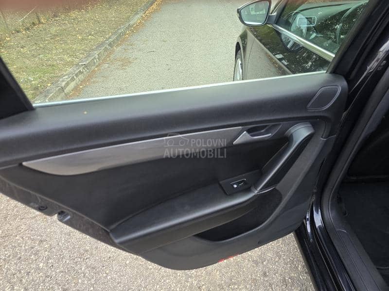 Volkswagen Passat B7 2.0Tdi. HIGHLINE