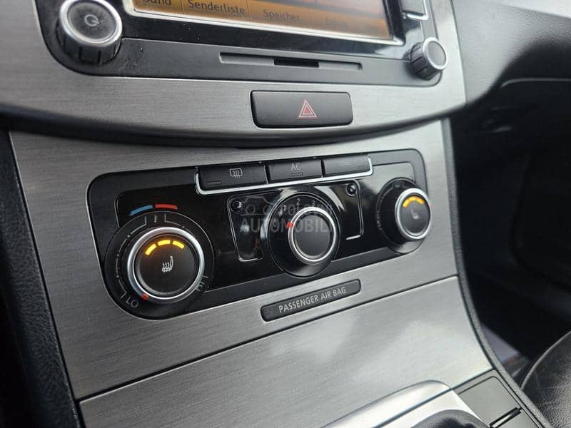 Volkswagen Passat B7 2.0Tdi. HIGHLINE