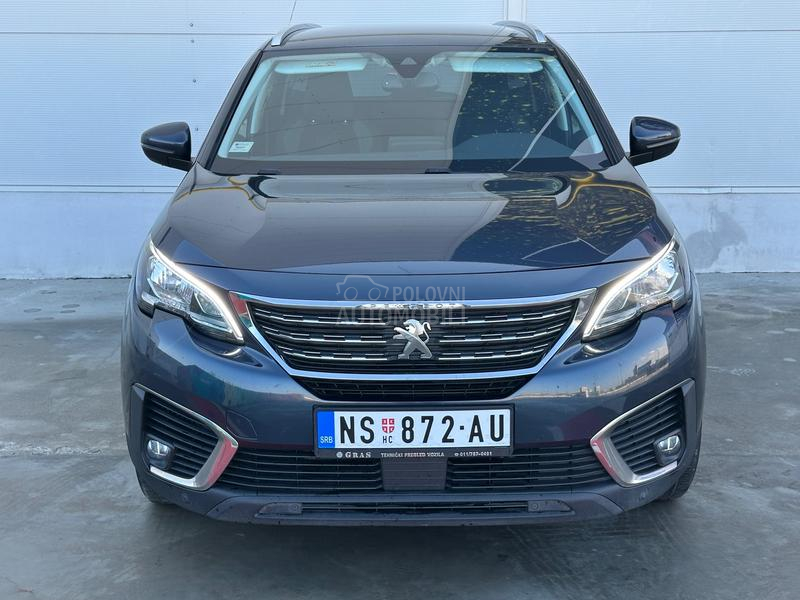 Peugeot 5008 1.5 hdi 7 sed