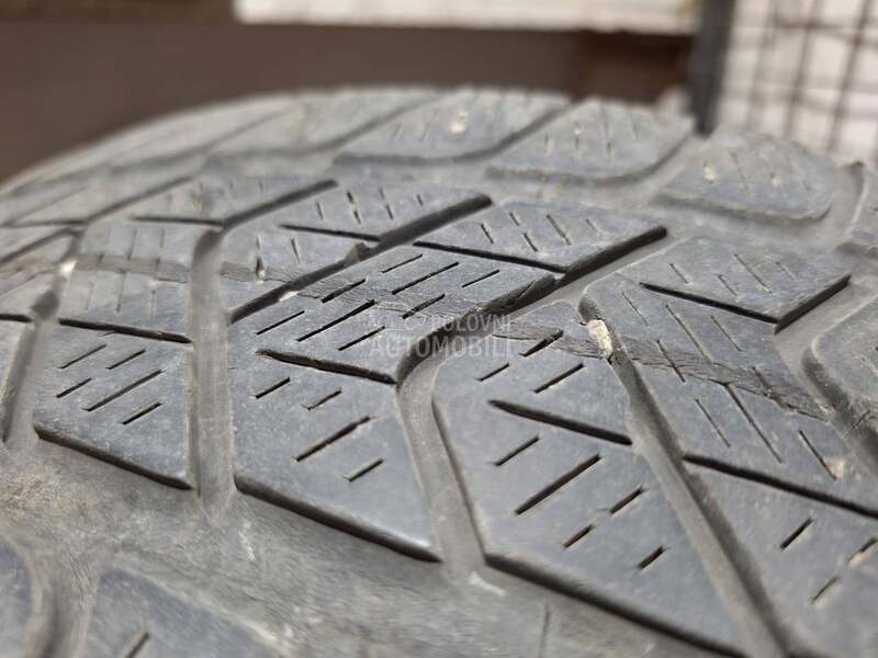 Pirelli 225/65 R17 Zimska