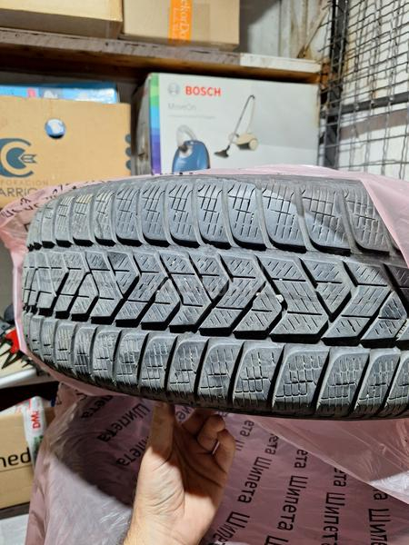Pirelli 225/65 R17 Zimska