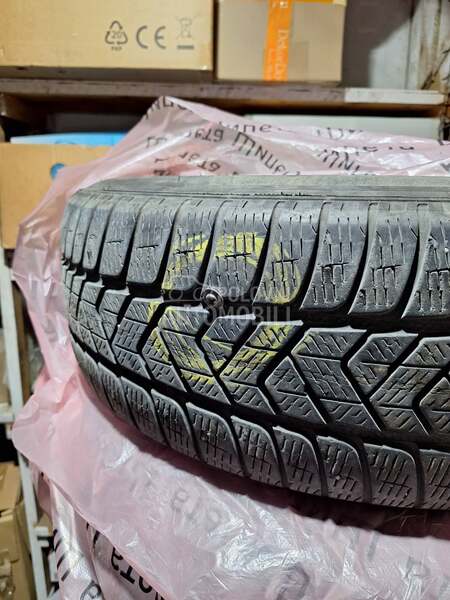 Pirelli 225/65 R17 Zimska