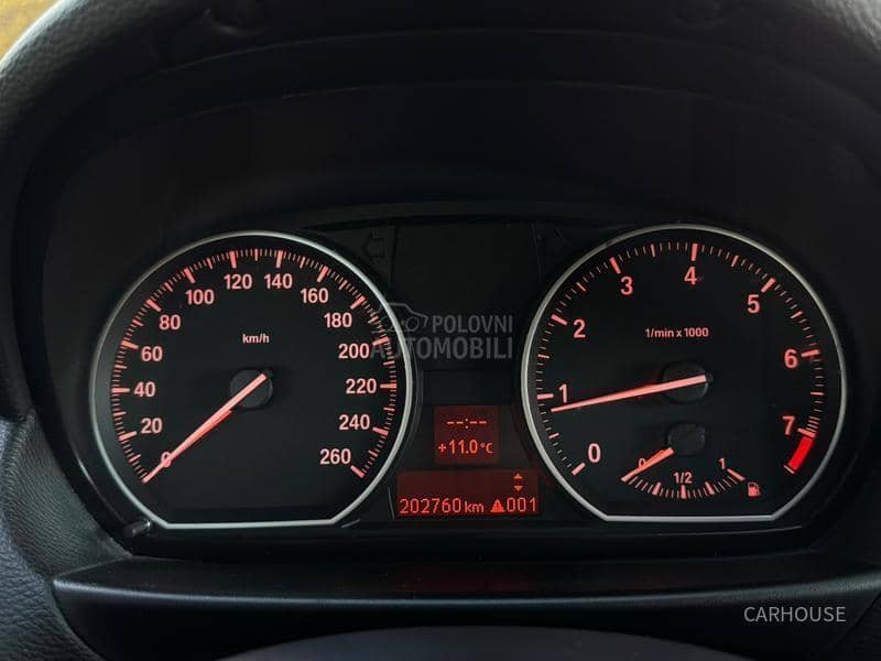 BMW 120 i CH LED