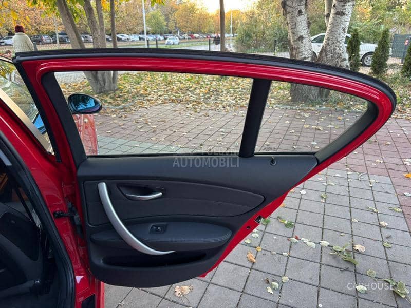 BMW 120 i CH LED