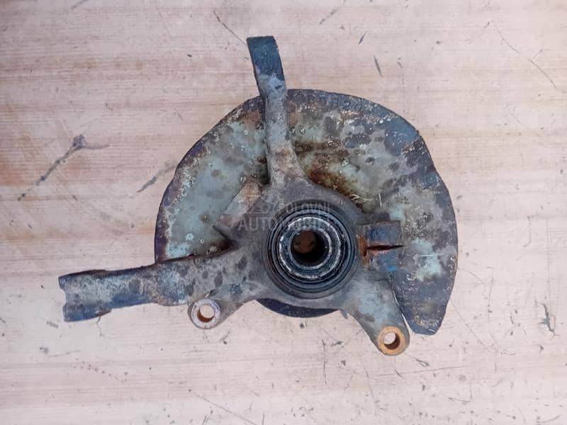 Prednja desna glavcina lezaj