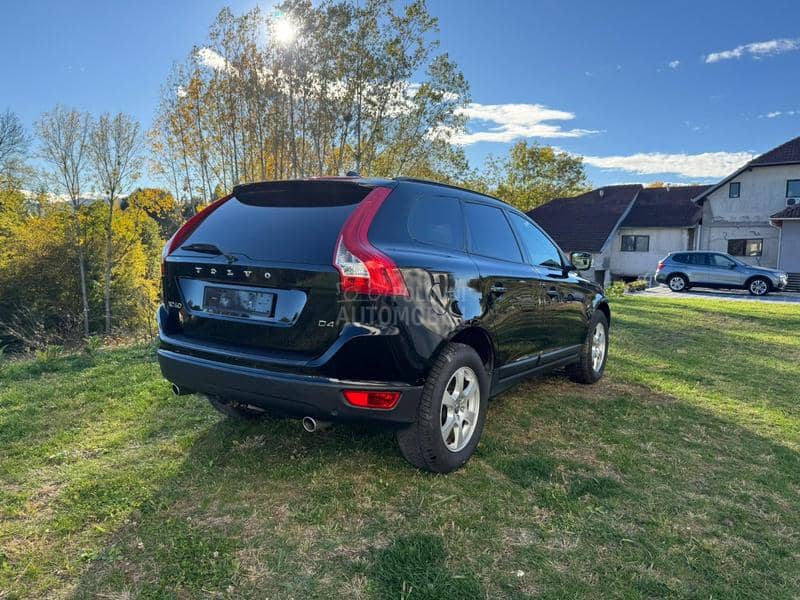 Volvo XC60 D4 AWD KINETIK