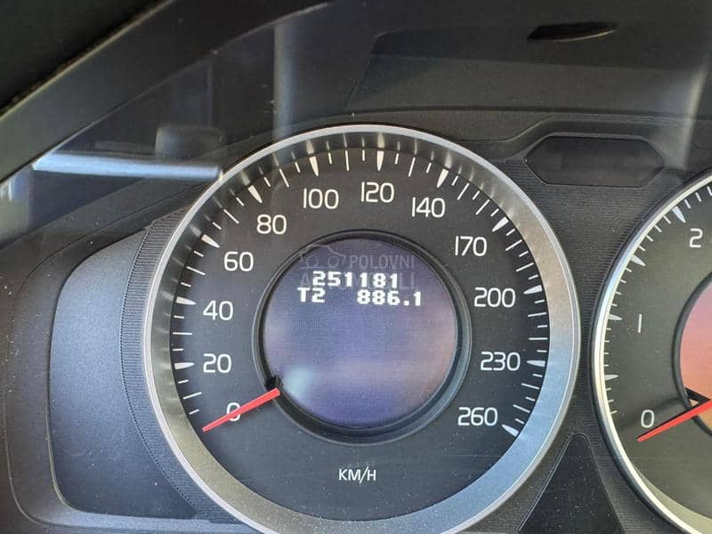 Volvo XC60 D4 AWD KINETIK