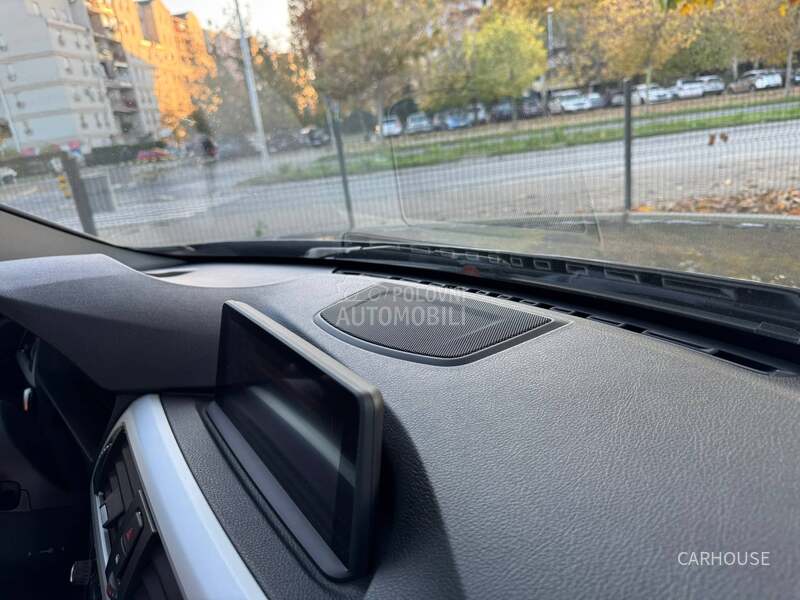 BMW 320 I AUT LED NAV CH