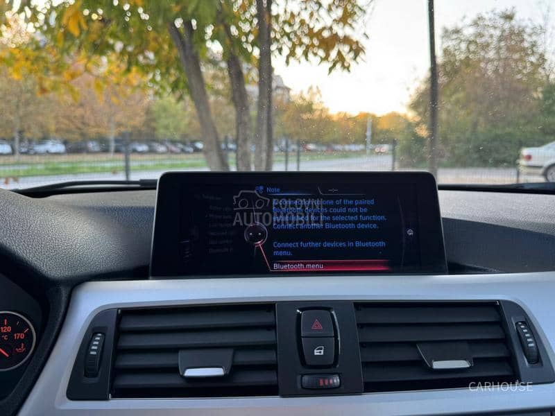 BMW 320 I AUT LED NAV CH