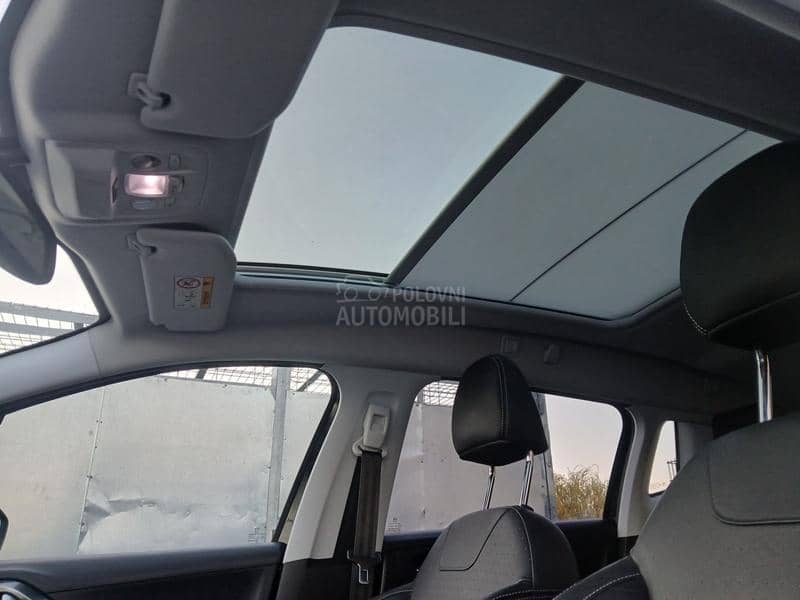 Peugeot 2008 Titanium