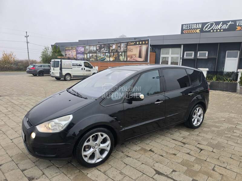 Ford S-Max 
