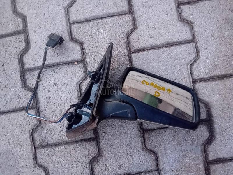 Desni retrovizor elektricni