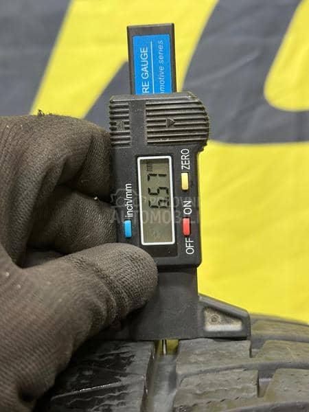 Falken 205/55 R17 Zimska