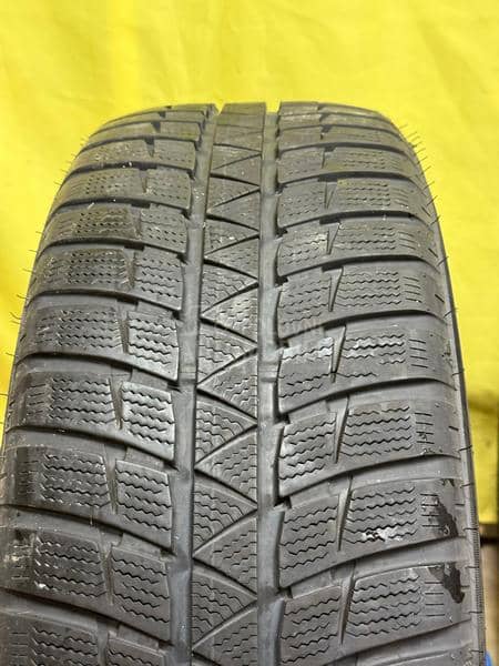 Falken 205/55 R17 Zimska